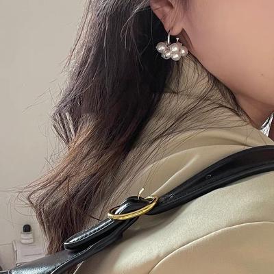Perlenblumenohrringe im koreanischen Blogger-Stil – süßer Vintage-Look mit silberner Nadel