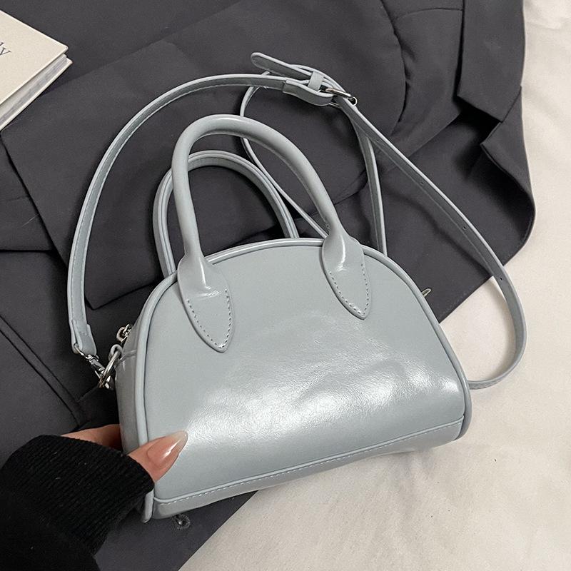 Korean Spring and Summer Popular High-end Portable Boston Bag Fashionable Versatile Foreign Style Sweet Wind Simple Messenger Bag Women