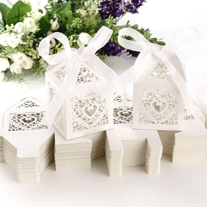 5PCS Love Heart Laser Cut Hollow Carriage Favors Gifts Chocolate Candy Boxes With Ribbon Wedding Party Supplies
