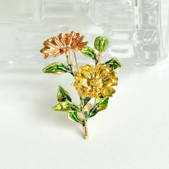 Brosche Pin Emaille-Farbe Drei Chrysanthemen Design Zinklegierung Pin Mäntel Anzüge Pullover Kleider Abzeichen Partyzubehör