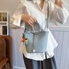 תיק דלי Source Fashion 2026 חדש לנשים תיק בצבע אחיד תיק כתף אלכסוני לנשים