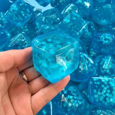 2 Peças Bolas de Apertar para Alívio do Estresse Cubos de Gelo para Melhora da Concentração Relaxamento das Mãos Brinquedo Sensorial Descompressor para Adultos Crianças