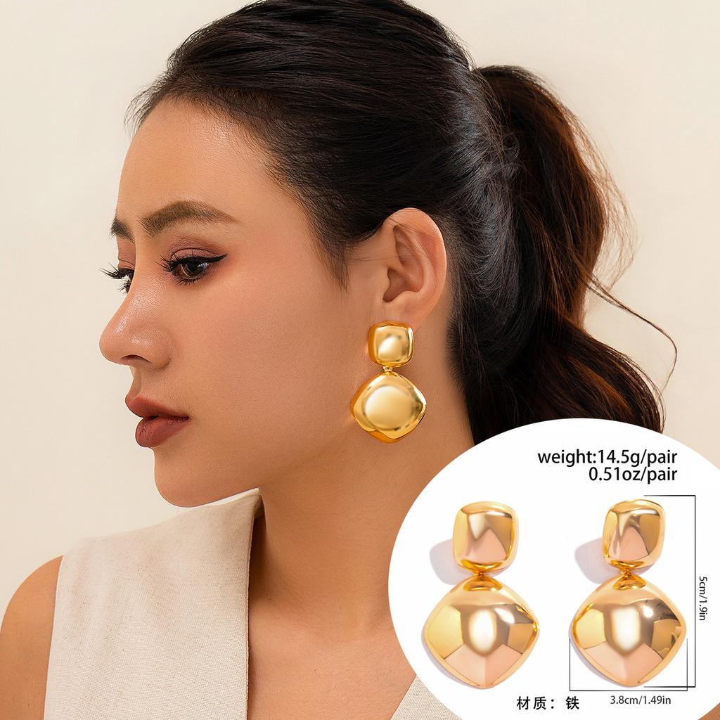 Design Sense Metal Glossy Water Drop Doudou Earrings Female Geometric Love Folded Earrings Earrings