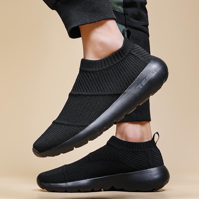 Fashion 2025 New Women Sport Sneaker Flat Bottom Breathable Comfortable Women Sneakers Slip On Sock Solid Color Women's Running Shoe