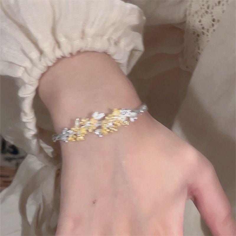 [] Osmanthus Chinesische Blume Armband Frühling und Sommer Neu Hochwertiges Design Luxus Vielseitig Freundin Geschenk Schmuck