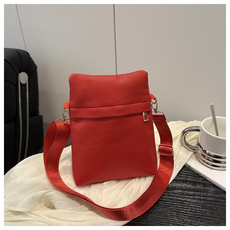 

New PU Soft Leather Crossbody Bag Women Simple Fashi Solid Color Shoulder Bag Comfortable and Versatile Texture Commuting Bag