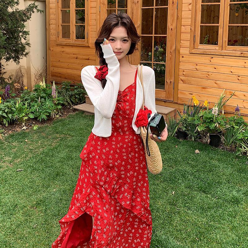 

2025 Красное Цветочное Платье на Тонких Бретелях Необычного Кроя Длинное с Кардиганом Комплект из Двух Предметов XZ136 M (52-57 kg)