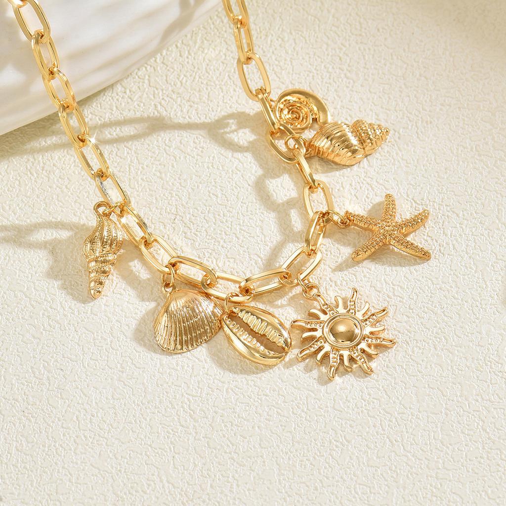 European and American Ocean Wind Necklace Female, Geometric Beach Vacation Shell Starfish Design Collarbone Chain Versatile Item Decoration