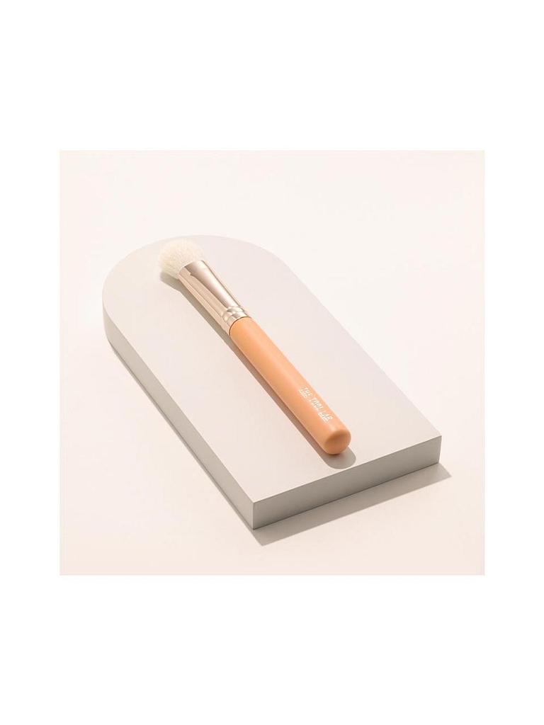 THE TOOL LAB [Smooth V-Line] 156 Small Cheek & Blending Brush