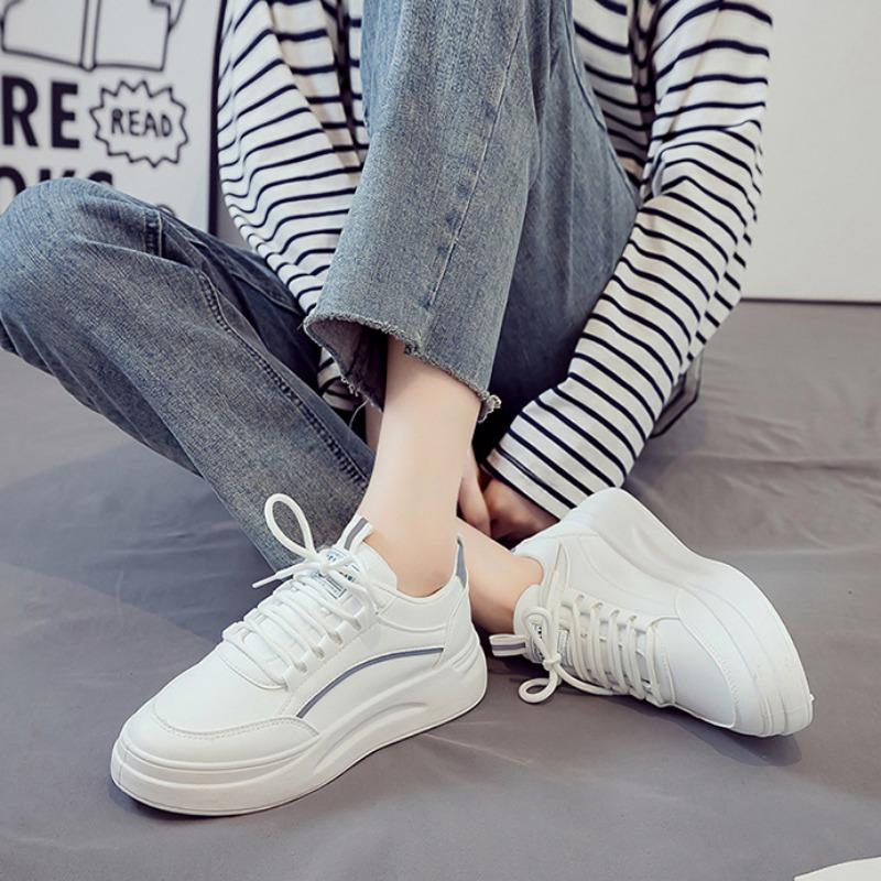 New Womens Small White Shoes Fashion Luxury Brand Warm Comfortable Casual Sneakers Woman All-match Flats Shoes Zapatos De Hombre