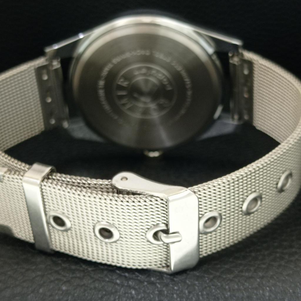 MONTRE HOMME SUISSE VINTAGE À REMONTAGE MANUEL CADRAN BLEU RECONDITIONNÉE a707125-1