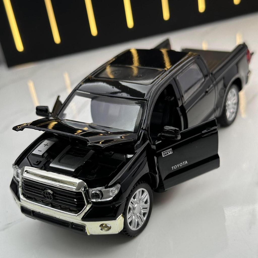 Toyota Tundra Pickup-Trucks im Maßstab 1/32, Druckguss-Autos, Modellspielzeug, Zinklegierungsspielzeug mit Ton und Licht, Rückzug, Geburtstagsgeschenke für Kinder