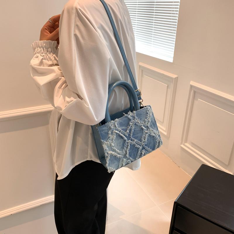 Summer New Fashion Simple Small Square Bag Retro Handbag Casual Crossbody Bag Popular Bag for Women