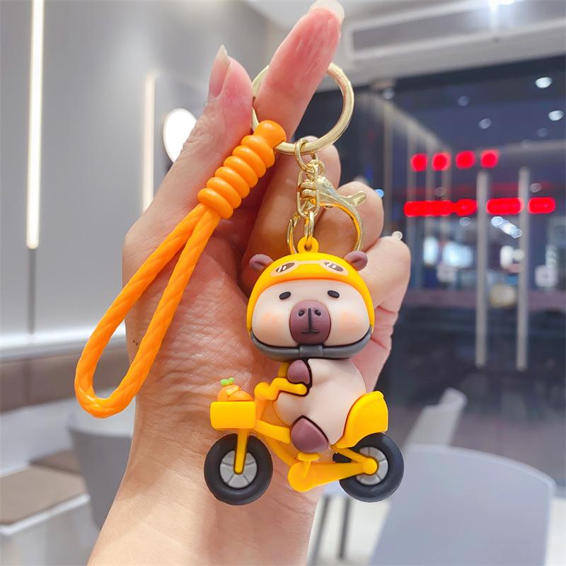 Creative Cartoon Capybara Keychain Car Chain Pendant Cute Doll Bag Pendant Couple Small Gift