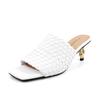 Fashion New Summer Fashion, Lightweight and Anti-slip Flat-bottomed Flip-flops for Women Wearing Thick-soled Wedge Heels T69