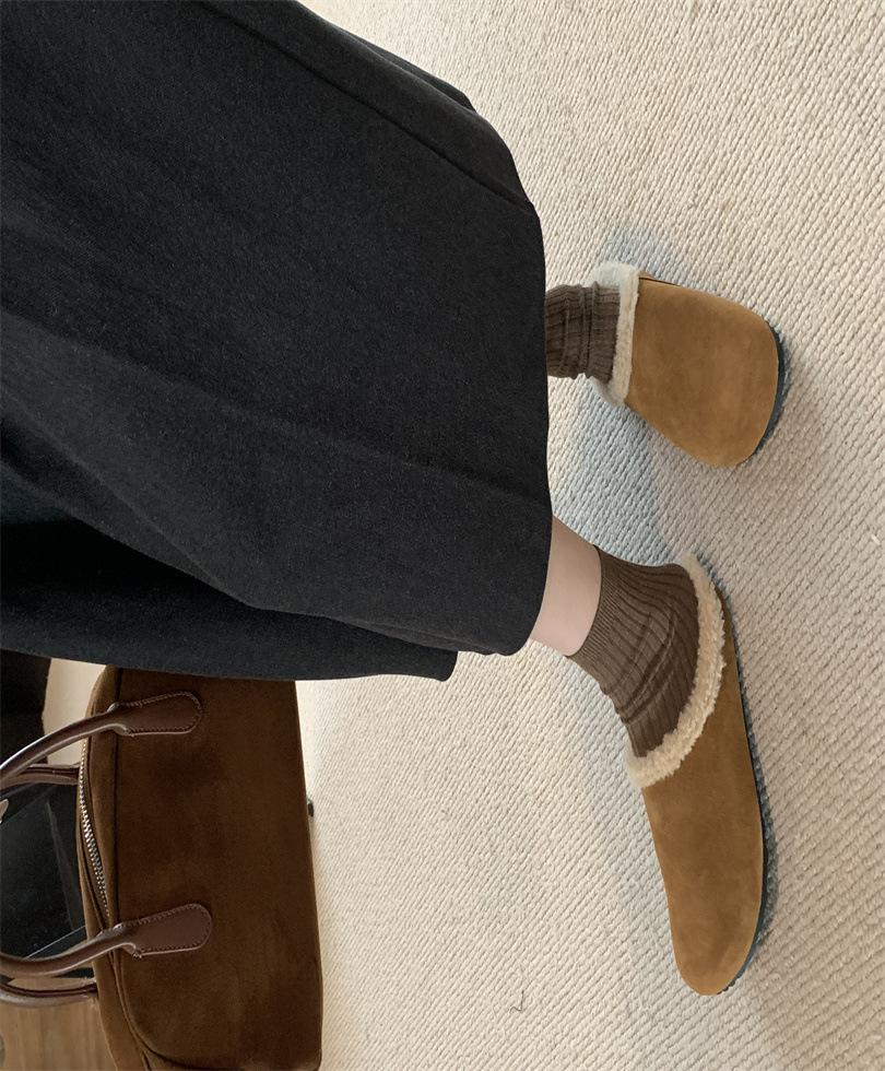 

2025 новые повседневные осенне-зимние плюшевые теплые хлопковые тапочки японские ретро с закрытым носком пушистые тапочки женские 39 светло-коричневого