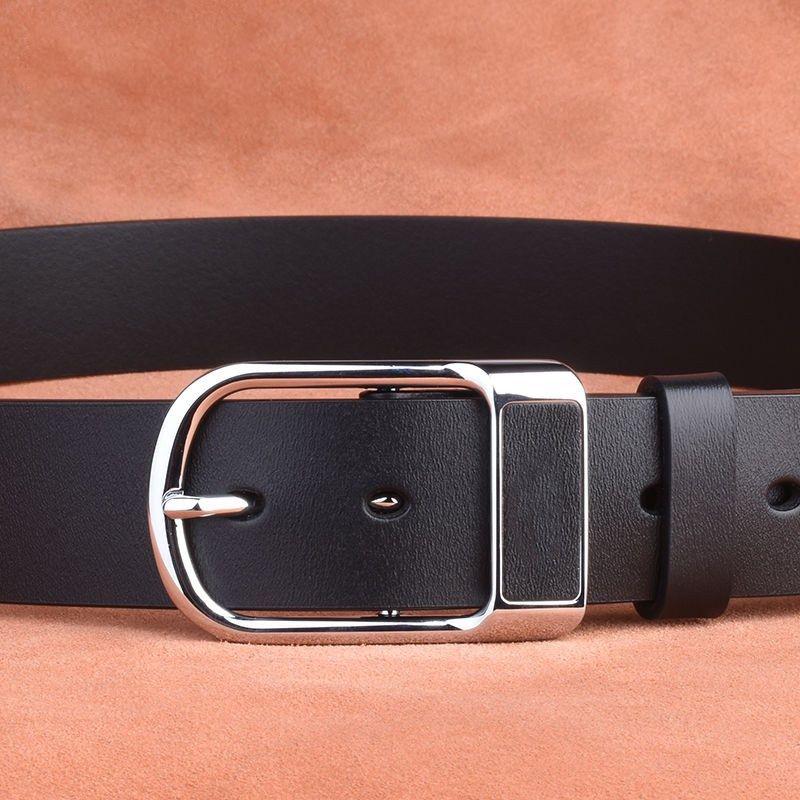 2026 Pánský univerzální kožený pásek s přezkou ze slitiny - Vysoce kvalitní doplňek k džínám