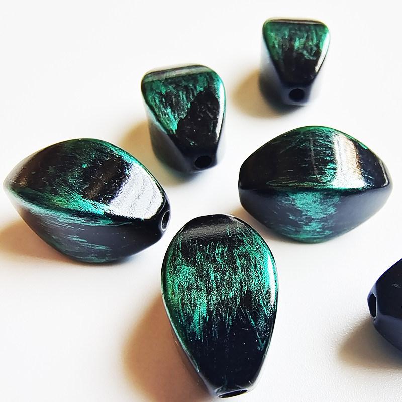 Двухцветные акриловые ромбовидные бусины цвета павлиний зеленый для изготовления украшений своими руками