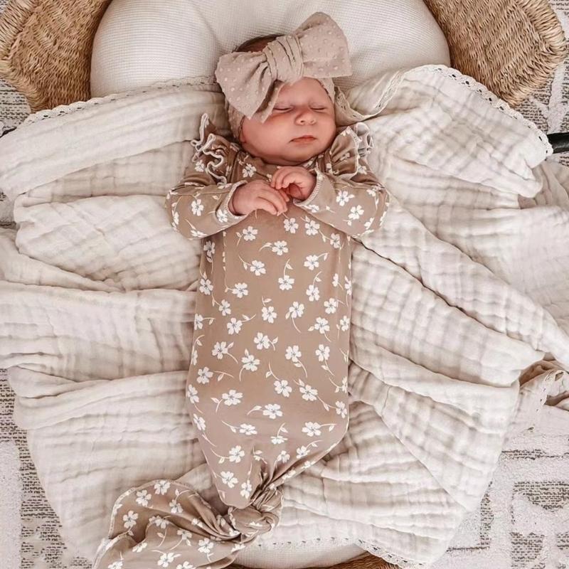 Safe & Comfortable Newborn Blanket Cotton Gauze Blanket with Delicate Lace Trim Newborn Swaddles Blanket for Infants