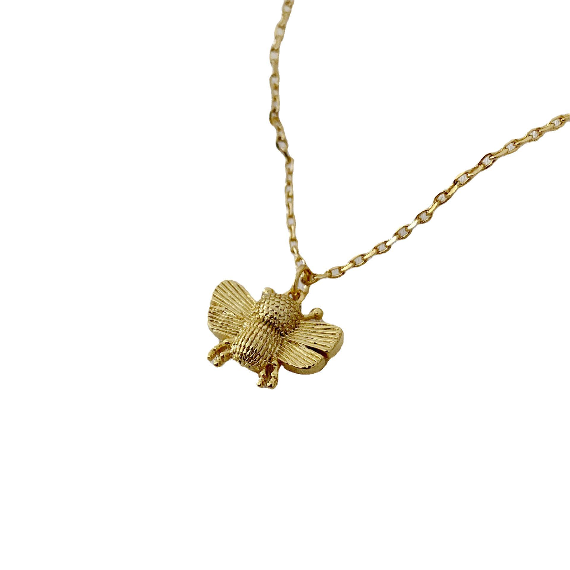 

Европейская и американская нишевая мода Набор украшений «Ромашка»: Серьги, Кольца, Ожерелья, Браслеты