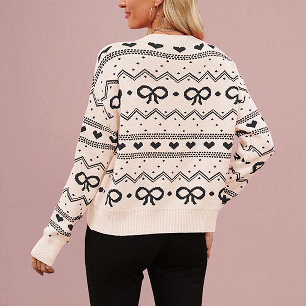 Women's Fashionable Round Neck Long Sleeved Heart-shaped Contrasting Button Casual Sweater Jacket