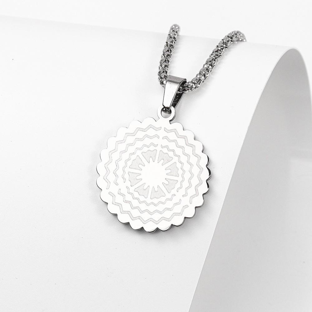 Engraved Sun Disk Pendant Necklace Women's Fashion Round Lace Pendant Necklace