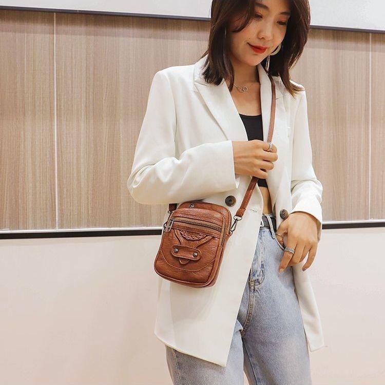 2025 Vintage Weiches Leder Umhängetaschen Nieten PUDamen Messenger Schultertasche Kleine Damenhandtaschen Telefon Geldbörsen Schwarz und Braun