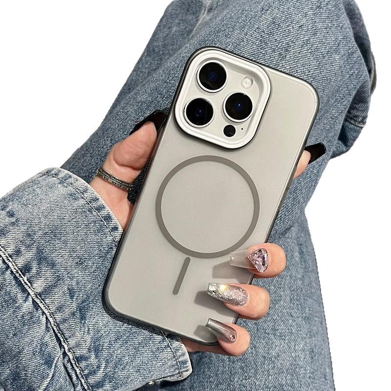 Applicable to iPhone16 ice mist translucent fine ring magnetic mobile phone case Apple 15 matte skin feeling large hole protective case