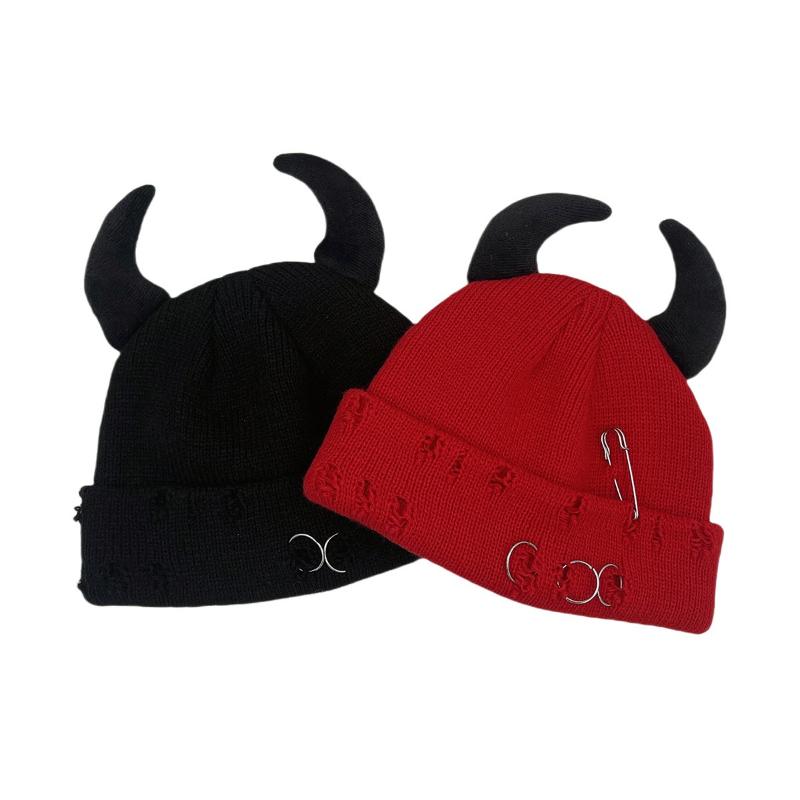 1pc Unisex Horns Cartoon Beanie Hat,Cute Warm Multi-functional Skull Street Cap,Suitable for Halloween,party,festival in Winter