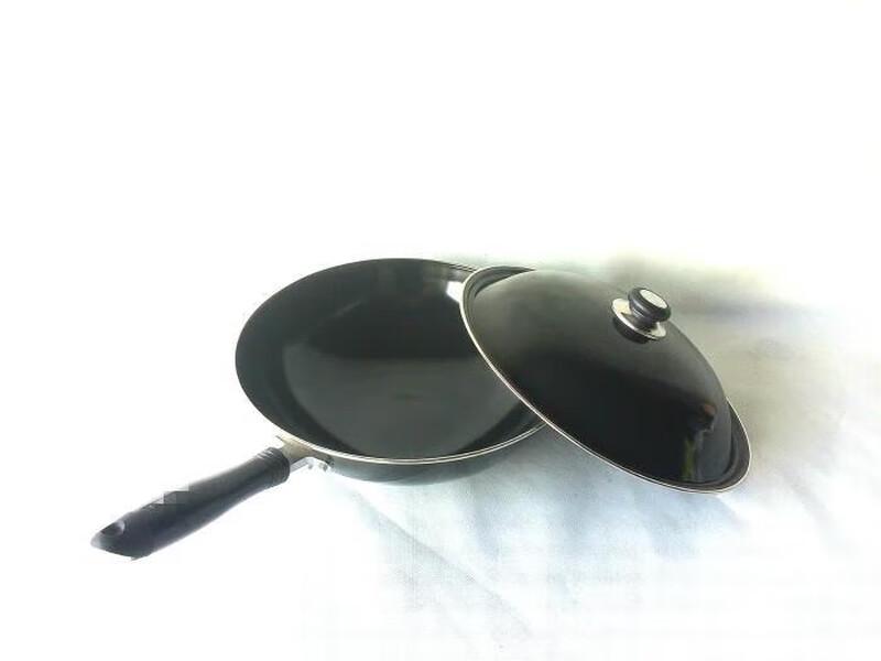 Supor Rust-Resistant Wrought Iron Wok