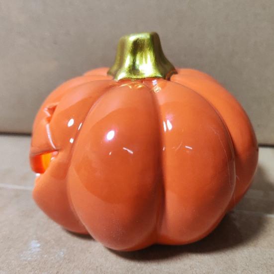 Yousheng Light Up Halloween Decoration Ceramic Carved Pumpkin Skull Bat Figurine LED Tabletop Ornament for Halloween Home Shelf Desk Decor