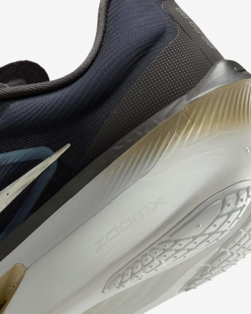 HQ3043-200 Nike Zoom Fly 6 Jakob Ingebrigtsen (Men's)