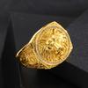 Ein leicht zirkonbesetzter König der Löwen Ring für Männer und Frauen