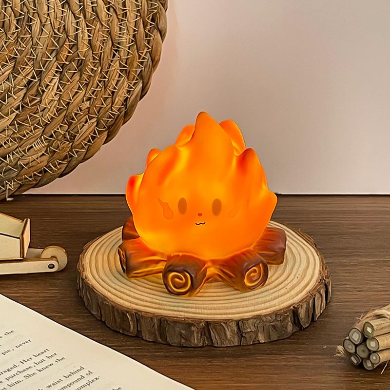 Mini Cute Cartoon Campfire Silicone Night Light, Creativity Led Flame Simulation Log Lamp, Soft Glow Bedroom Ambience Decor Toys