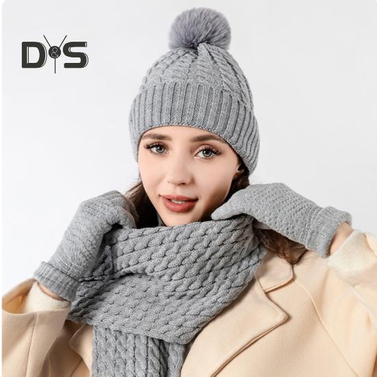 3 Pcs/Set Unisex Winter Hat Scarf Gloves Set Thick Knitted Ear Protection Cap Gloves Stretchy Plush-lined Windproof Winter Dome Beanie Neck Wrap Set
