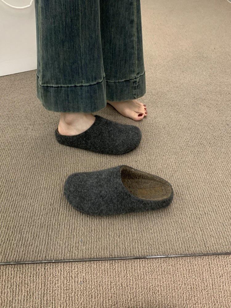 Retro round head felt bag head half slippers wearing cotton shoes lazy one pedal thick-soled velvet Birkenstocks