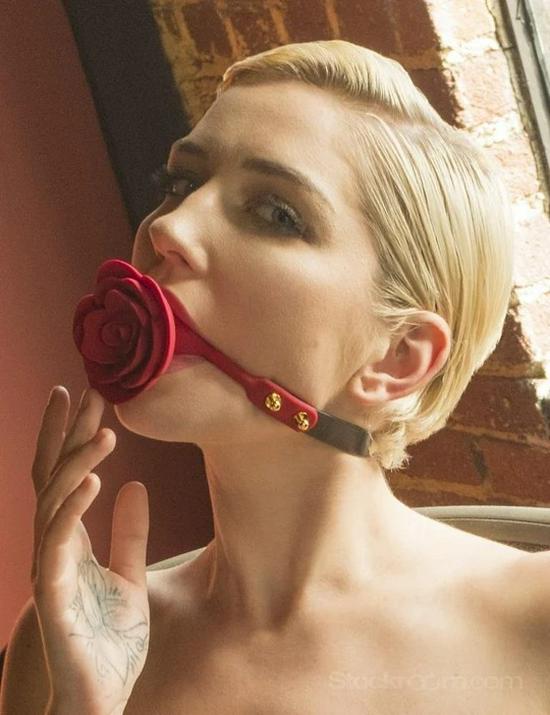 Silicone Rose-Shaped Mouth Gag - BDSM Adult Erotic Training Toy
