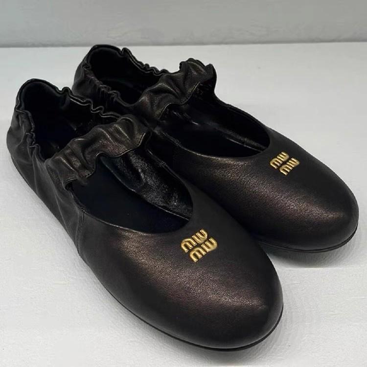 

Comfortable soft leather pleated ballet single shoes women s niche versatile round head Mary Jane flat small leather shoes 40 коричневый