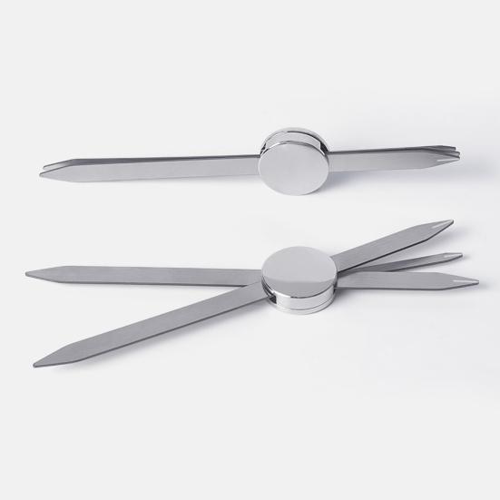 Eyebrow Ruler Easy To Operate Simple Convenient Durable Precise Positioning Measurement Symmetry Metal Compass Measuring Eyebrow Ruler for Beginner