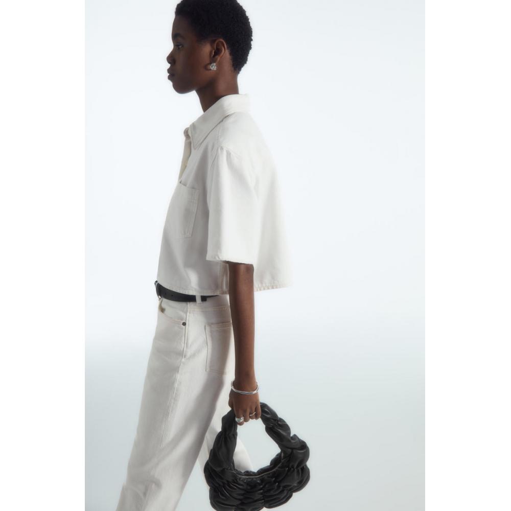 

Укороченная джинсовая рубашка COS Japan с короткими рукавами