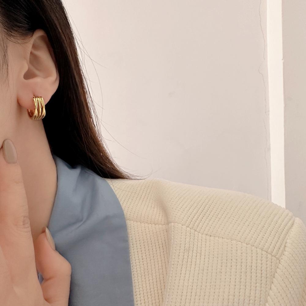 Elegant Metal Multi-Layer Winding Earrings for Women - Light Luxury Niche Design In High-Grade Gold-Plated Copper