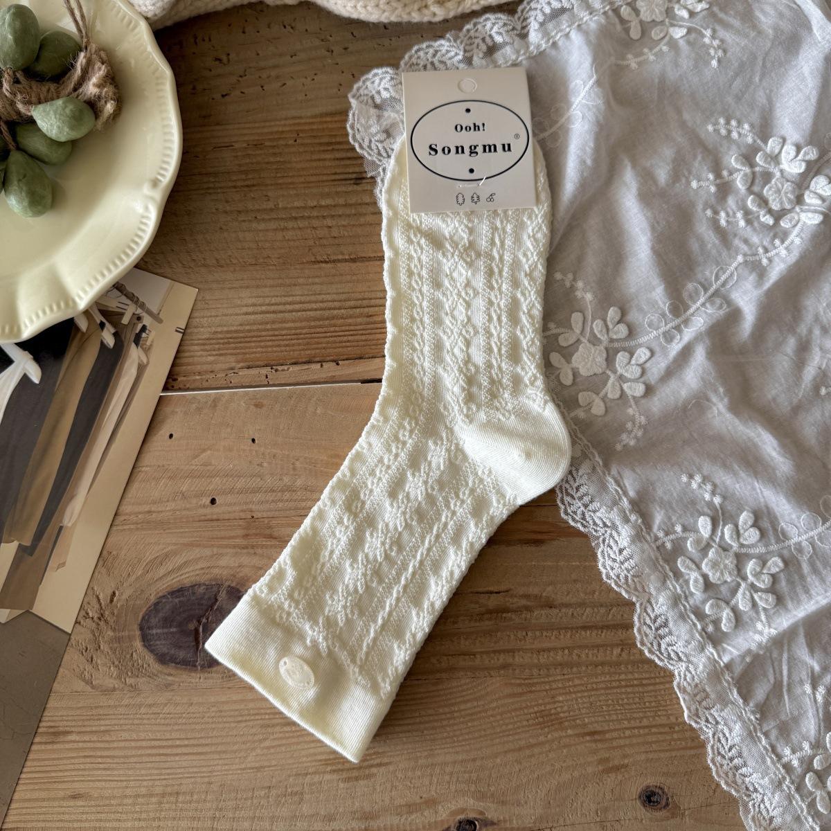 

Ladies Spring and Autumn Retro Fritillary Button Loose in The Barrel Pile Socks 1 pair молоко, білий колір