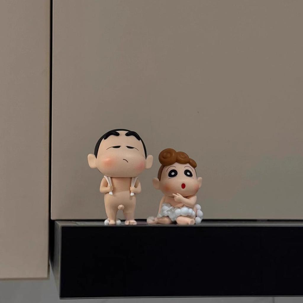Crayon Shin-chan bath accessories, small figures, bathroom decorations, trendy toys, creative gifts for male and female friends