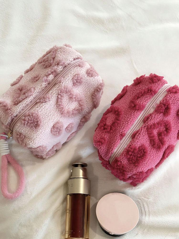 1PC Sweet girl plush large-capacity cute cosmetics storage bag, portable travel storage bag, travel toiletries