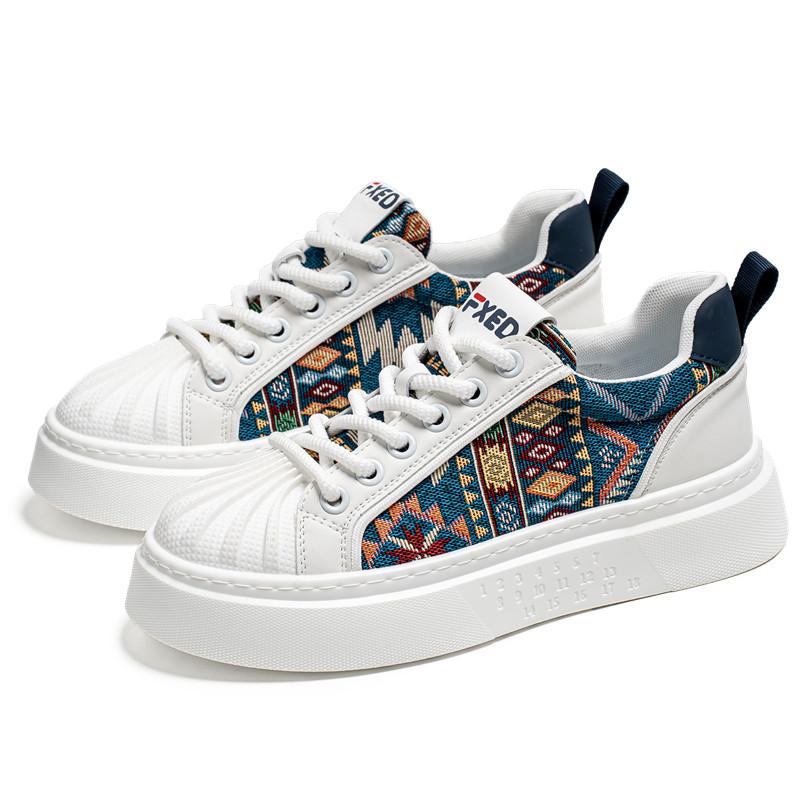 Fashion New Men's Casual Sports Shoes Comfortable Breathable Trendy and Versatile Sneakers Flat-soled Outdoor Sports Little White Shoes