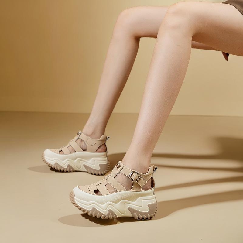 ins Han platform dad shoes summer new street shot student Roman sandals heightening leisure