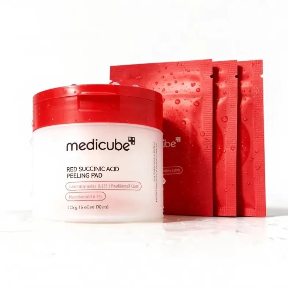Medicube Red Succinic Acid Peeling Pads 100 Sheets (70 Sheets + 30 Sheets)
