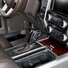 Cache-Pommeau de Levier de Vitesse JeCar Garniture Accessoires Intérieurs pour Ford F150 2015-2020 (Aspect fibre de carbone)