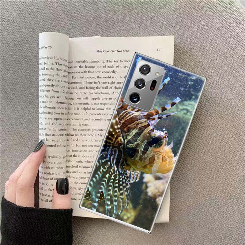 Clown Fish in the Sea or Ocean Phone Case For Samsung Galaxy S25 Edge S24 S23 FE S22 S26 Ultra S21 S20 S10 Plus Capa Soft