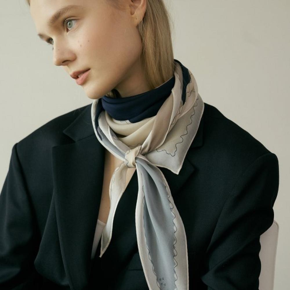 Bb De Soli De Chiffon Silk Scarf   Navy Single option